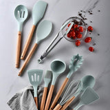 12pcs Heat-Resistant Silicone and Wood Kitchen Baking and Cooking Utensil Set_9